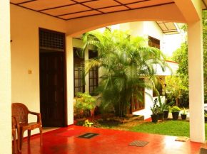  Galle Rest Home  Галле